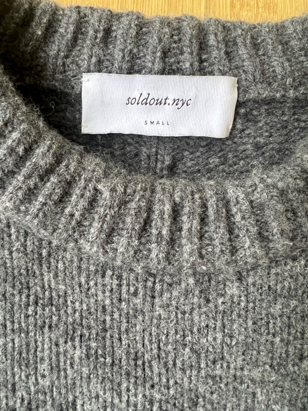 100% wool Classic Crewneck Sweater in Charcoal Gray soldout.nyc small
US 4-6 - Picture 10 of 14